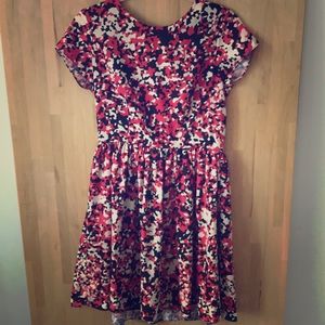 Saks fifth - fit and flounce geometric print dress
